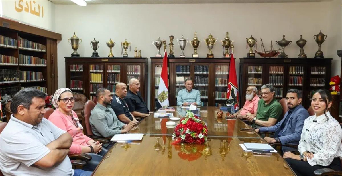 تفاصيل اجتماع الخطيب ووليد صلاح الدين: ترتيبات الأهلي بعد رحيل ريبيرو